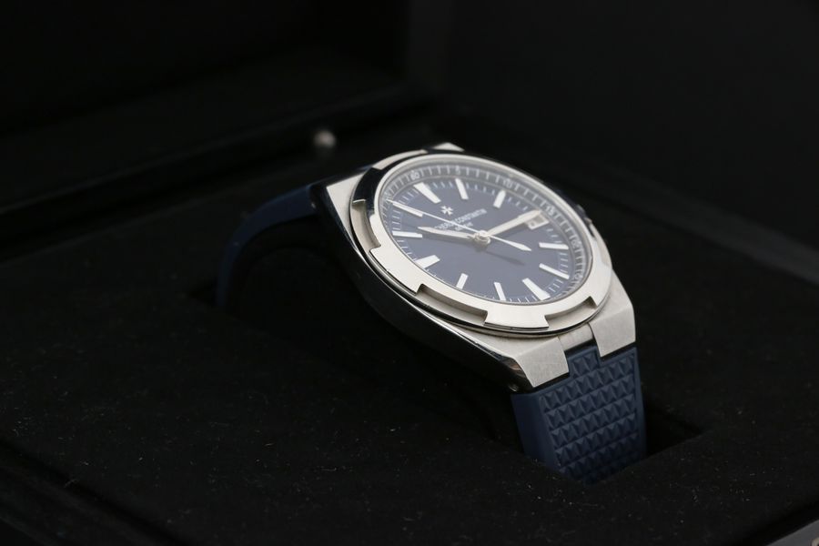 Vacheron Constantin Overseas 4500V/110A-B128